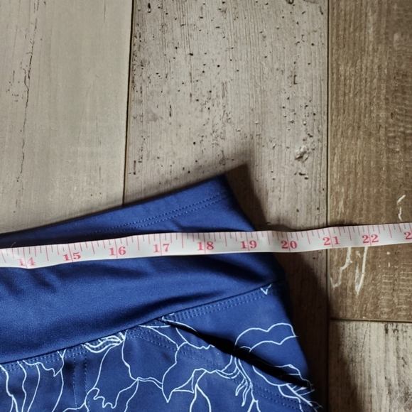 Cypress Club Women's Floral Skort Size X-Large Blue White Tummy Smoothing NWOT - Picture 4 of 13